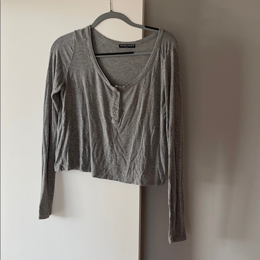 Brandy Melville gray crop top